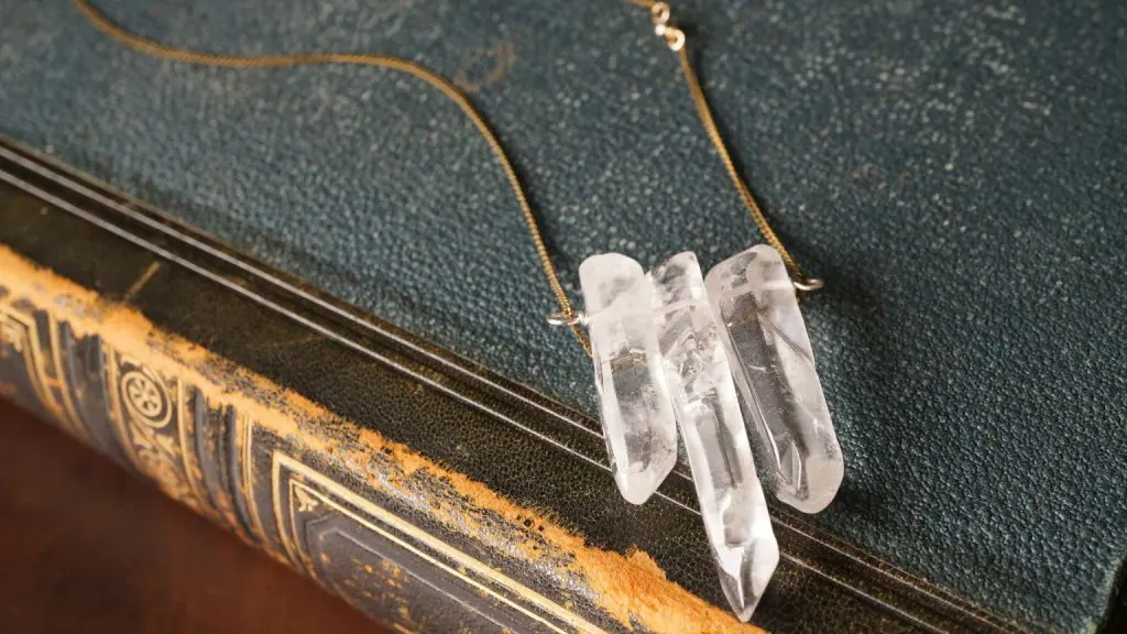 Tienda de regalos en Alicante que conecta con tu energia y tu historia 1024x576